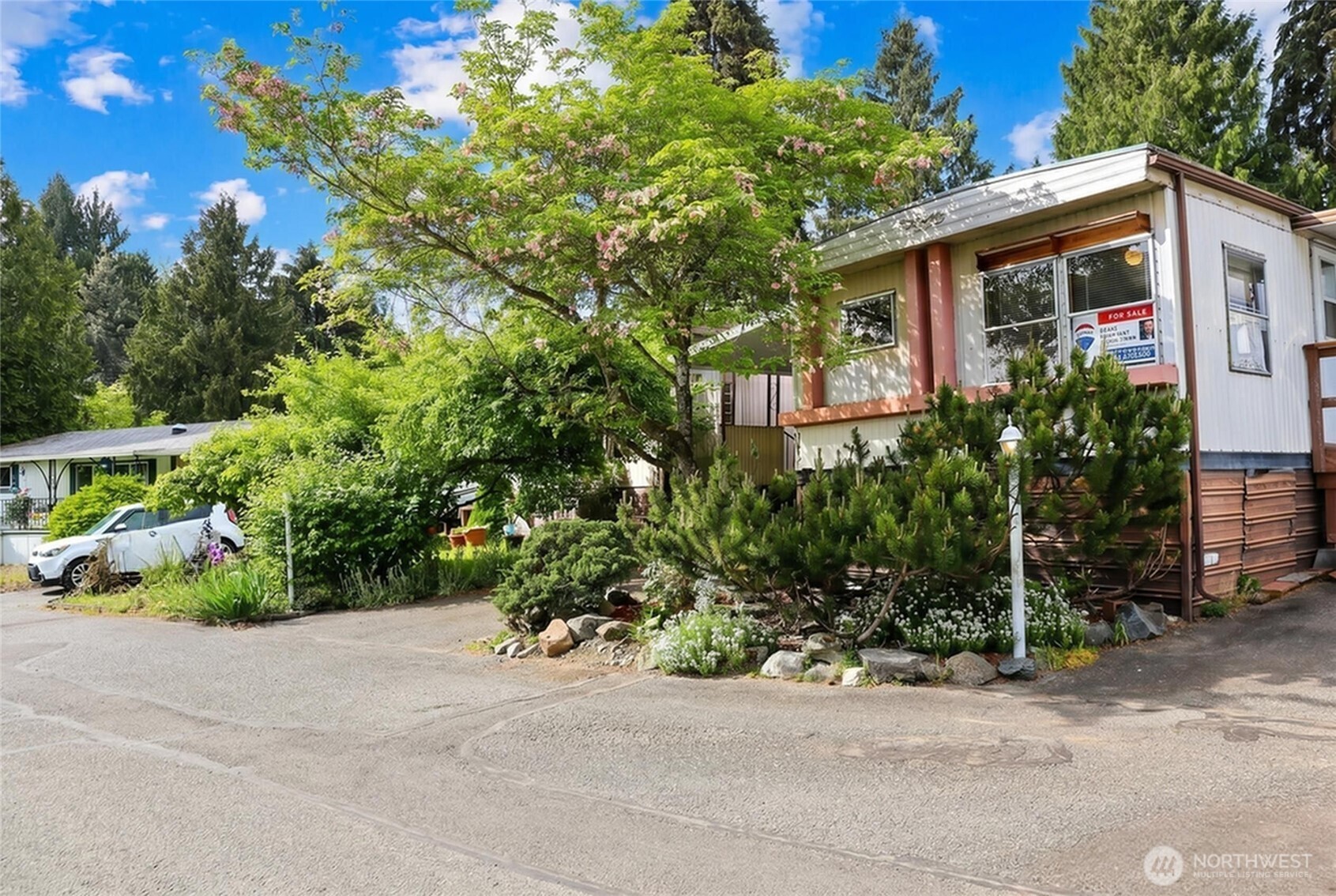 7301 NE 175th Street #303, Kenmore, WA 98028