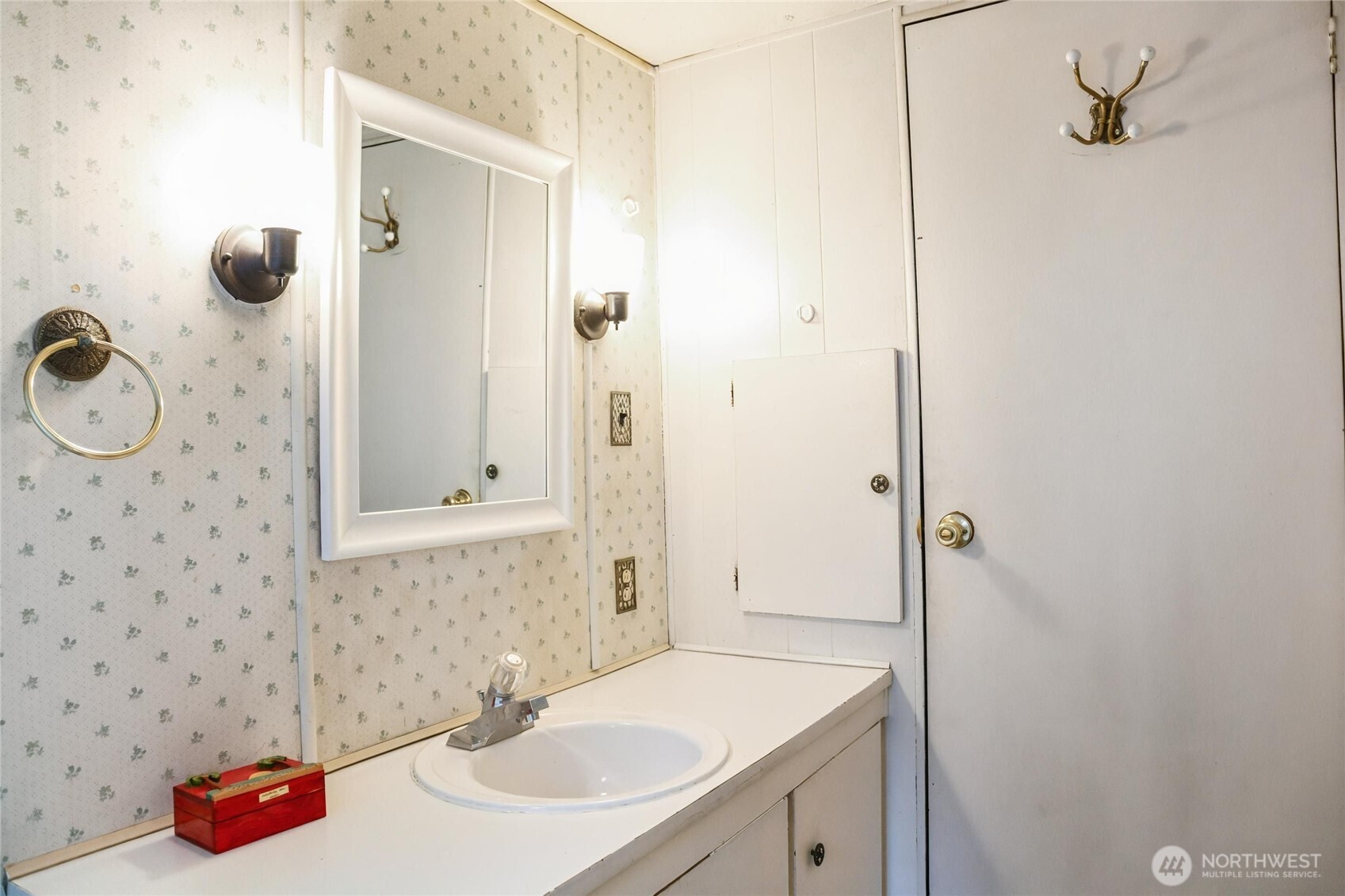 7301 NE 175th Street #303, Kenmore, WA 98028