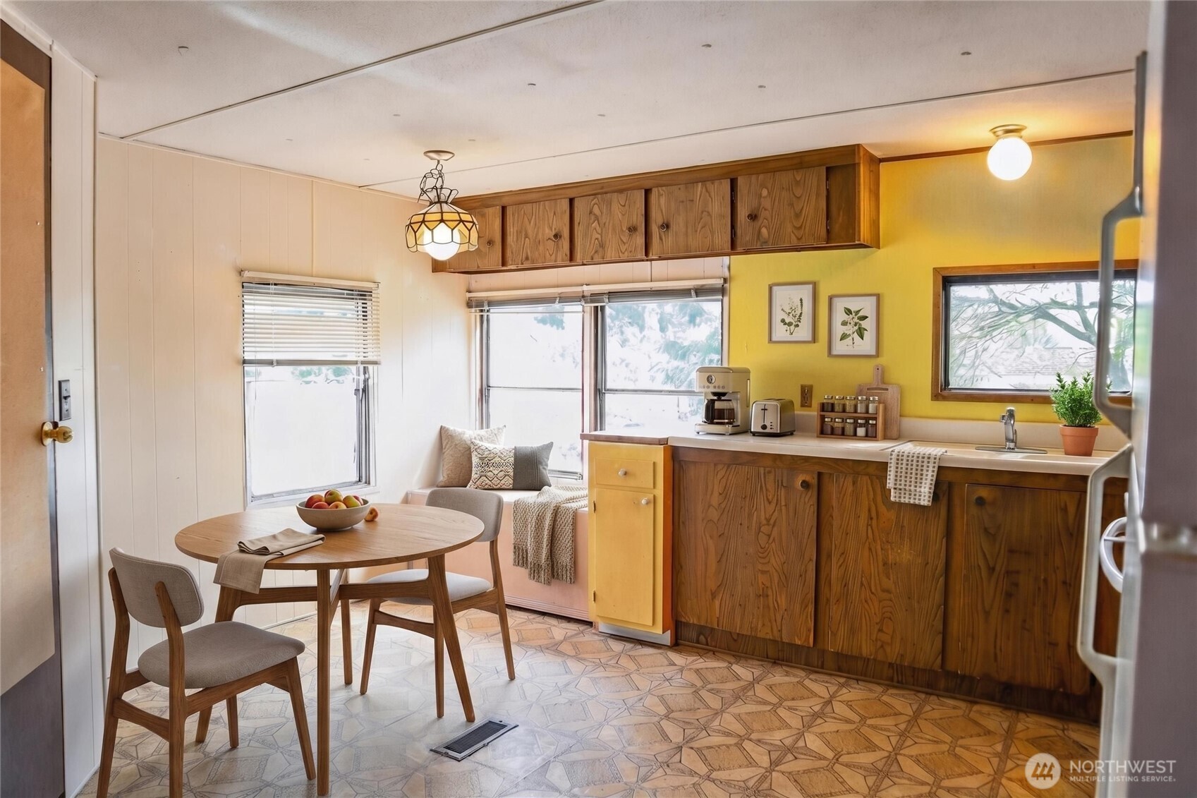 7301 NE 175th Street #303, Kenmore, WA 98028