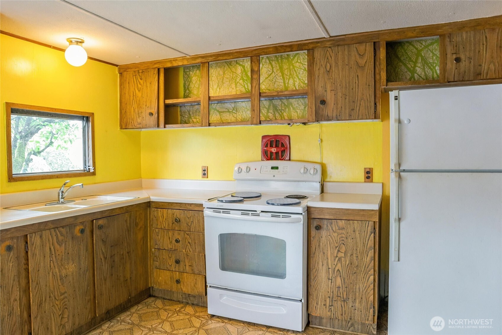 7301 NE 175th Street #303, Kenmore, WA 98028