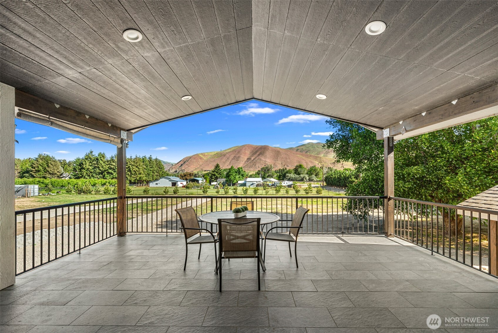 64 Spurlock Lane , Monitor, WA 98836