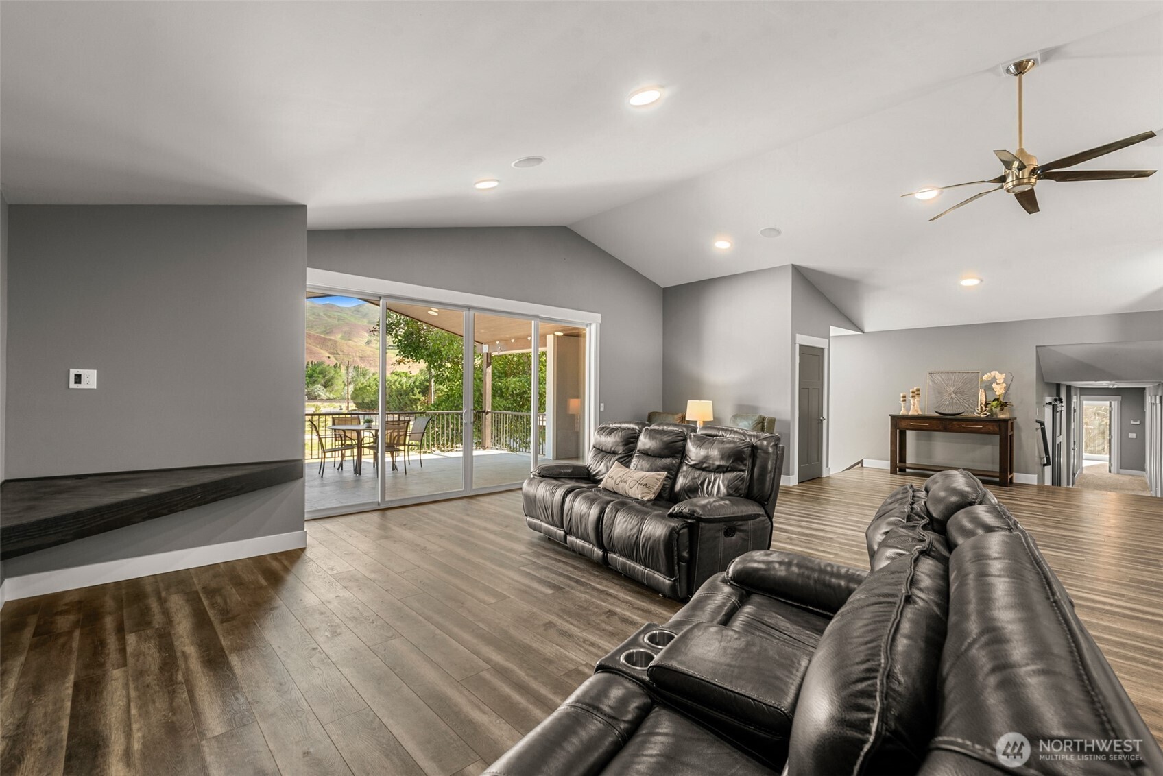 64 Spurlock Lane , Monitor, WA 98836