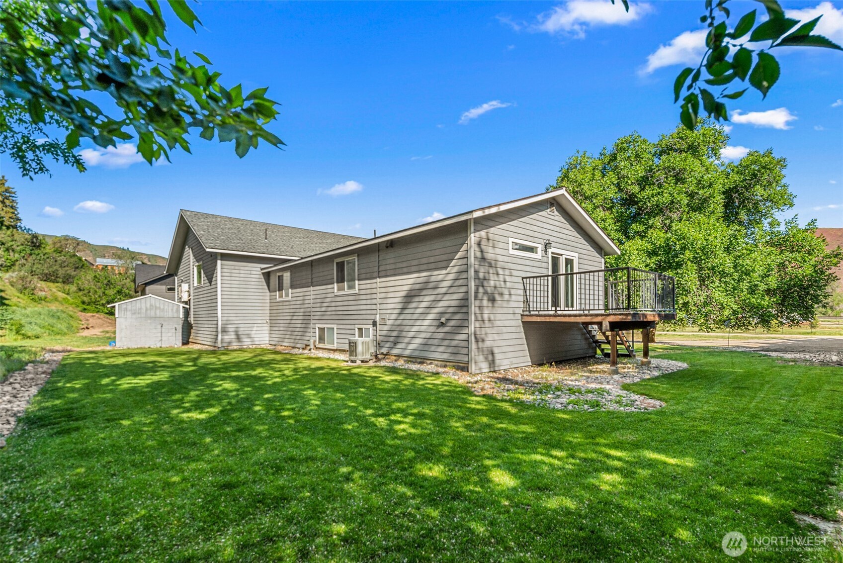 64 Spurlock Lane , Monitor, WA 98836