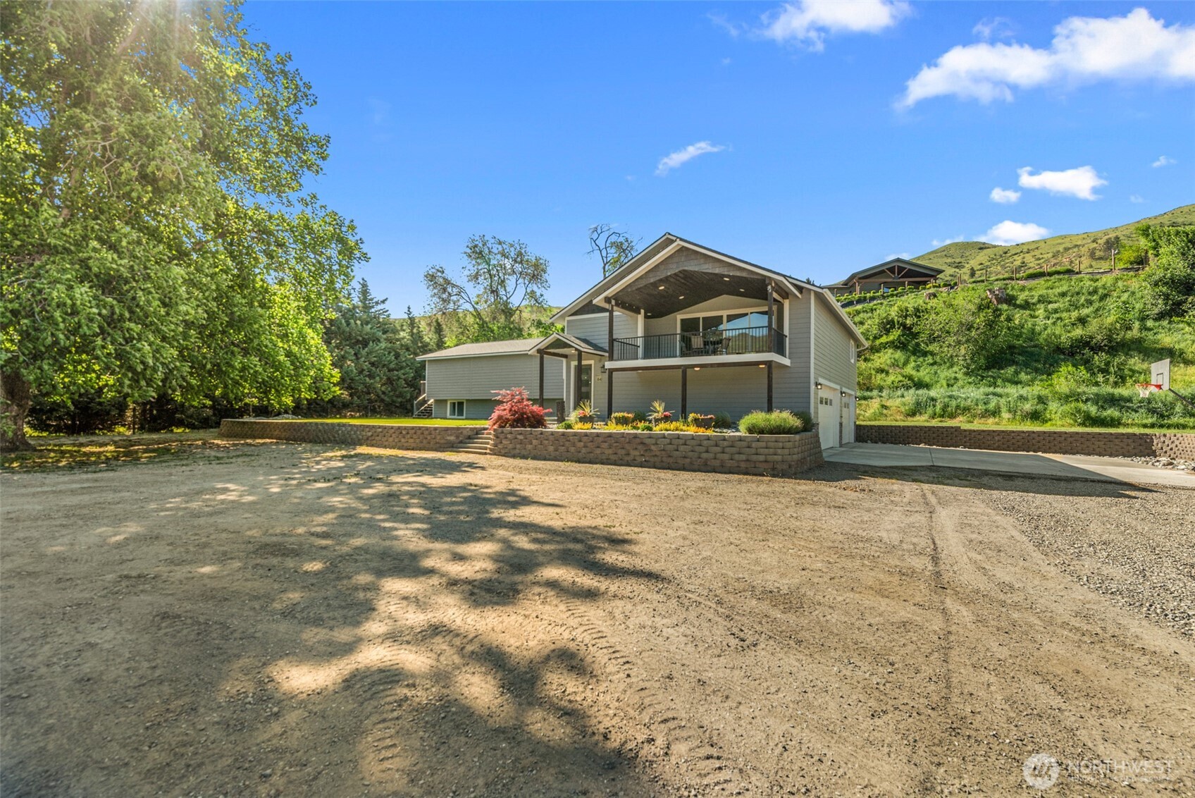 64 Spurlock Lane , Monitor, WA 98836
