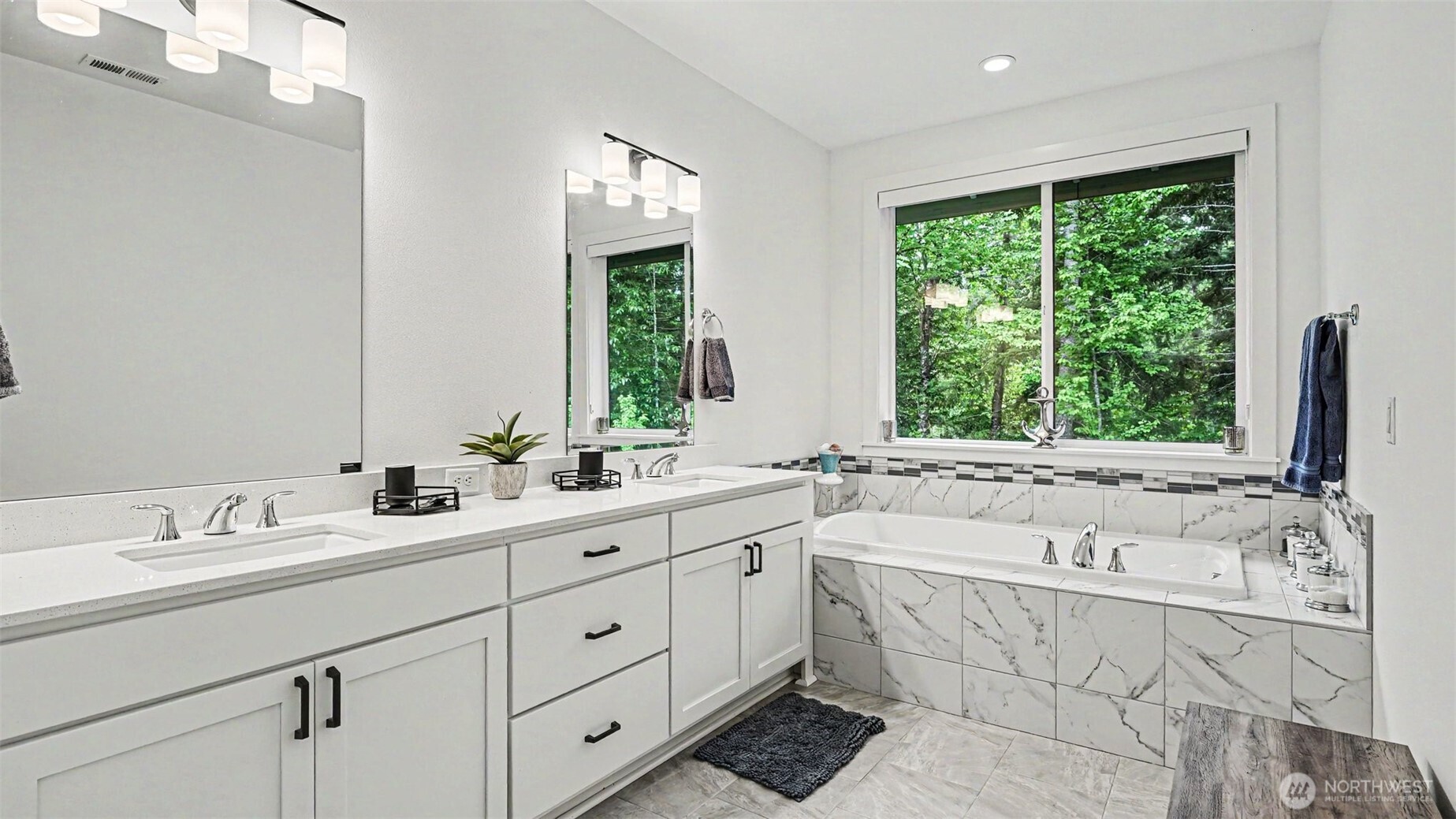 1359 Bandera Avenue SE, North Bend, WA 98045