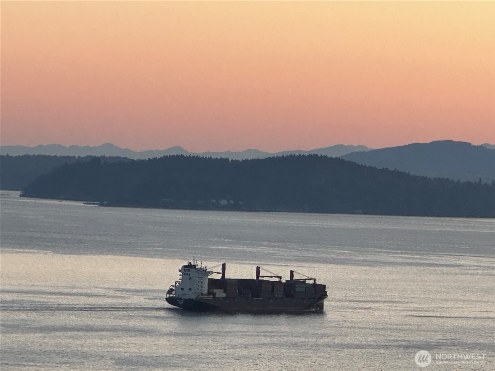 583 Battery Street #2905N, Seattle, WA 98121