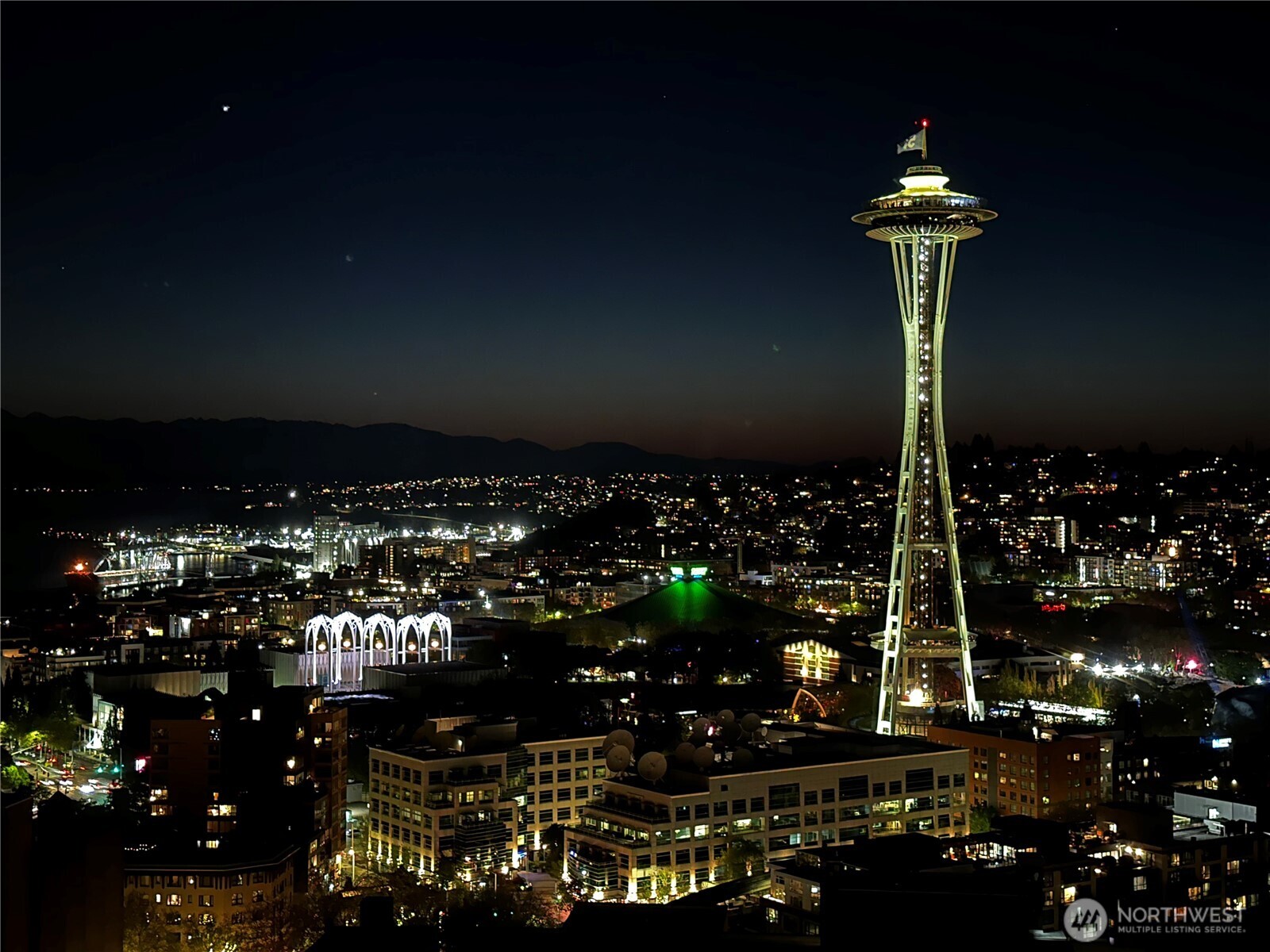 583 Battery Street #2905N, Seattle, WA 98121