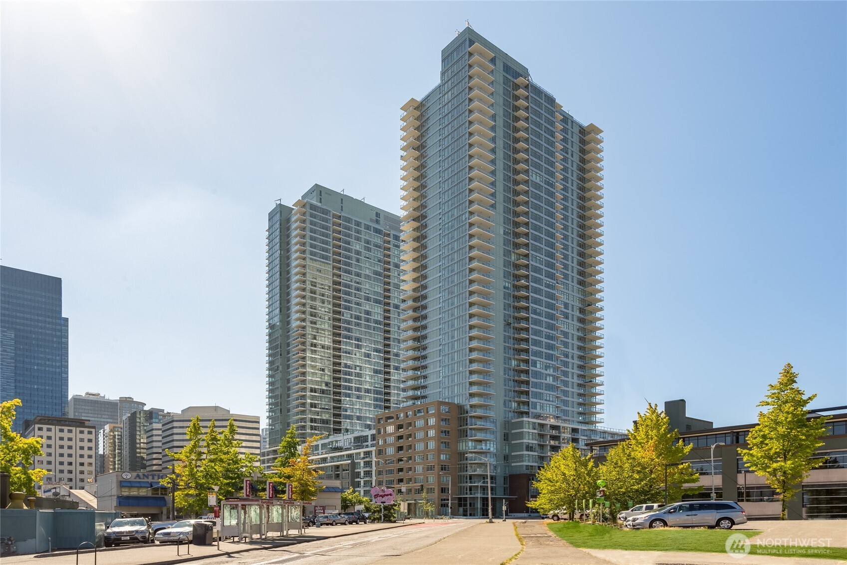 583 Battery Street #2905N, Seattle, WA 98121