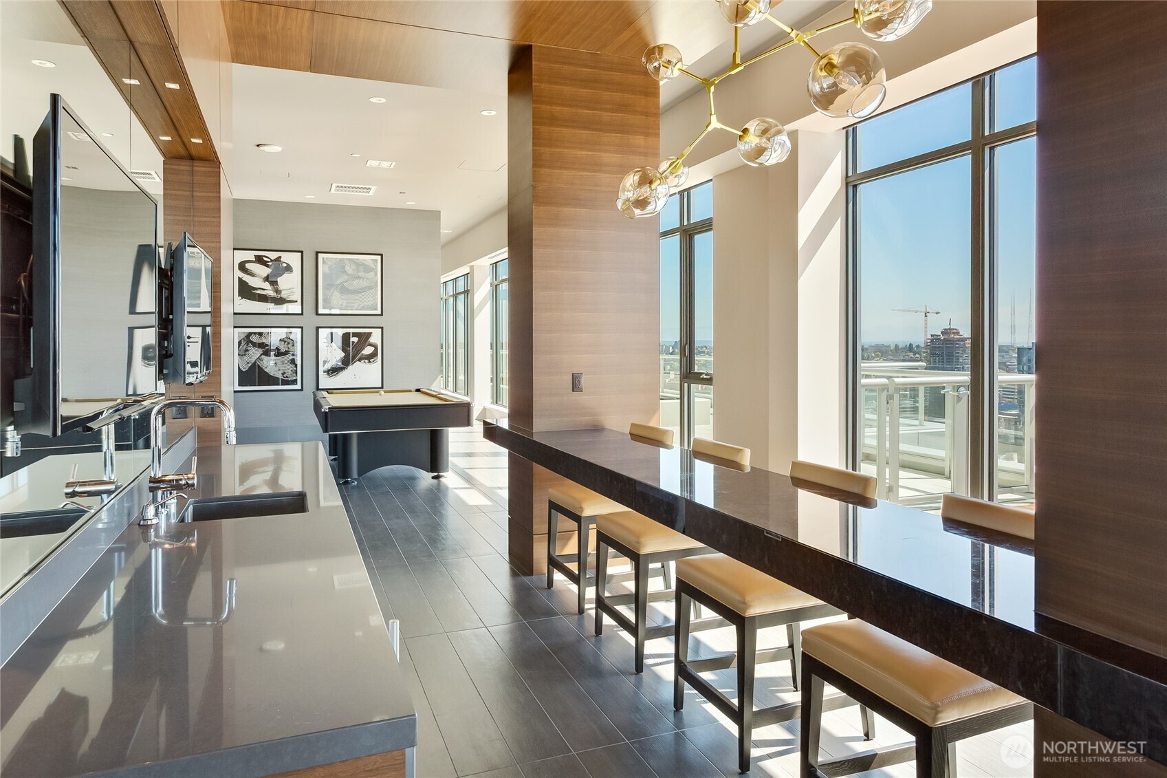 583 Battery Street #2905N, Seattle, WA 98121