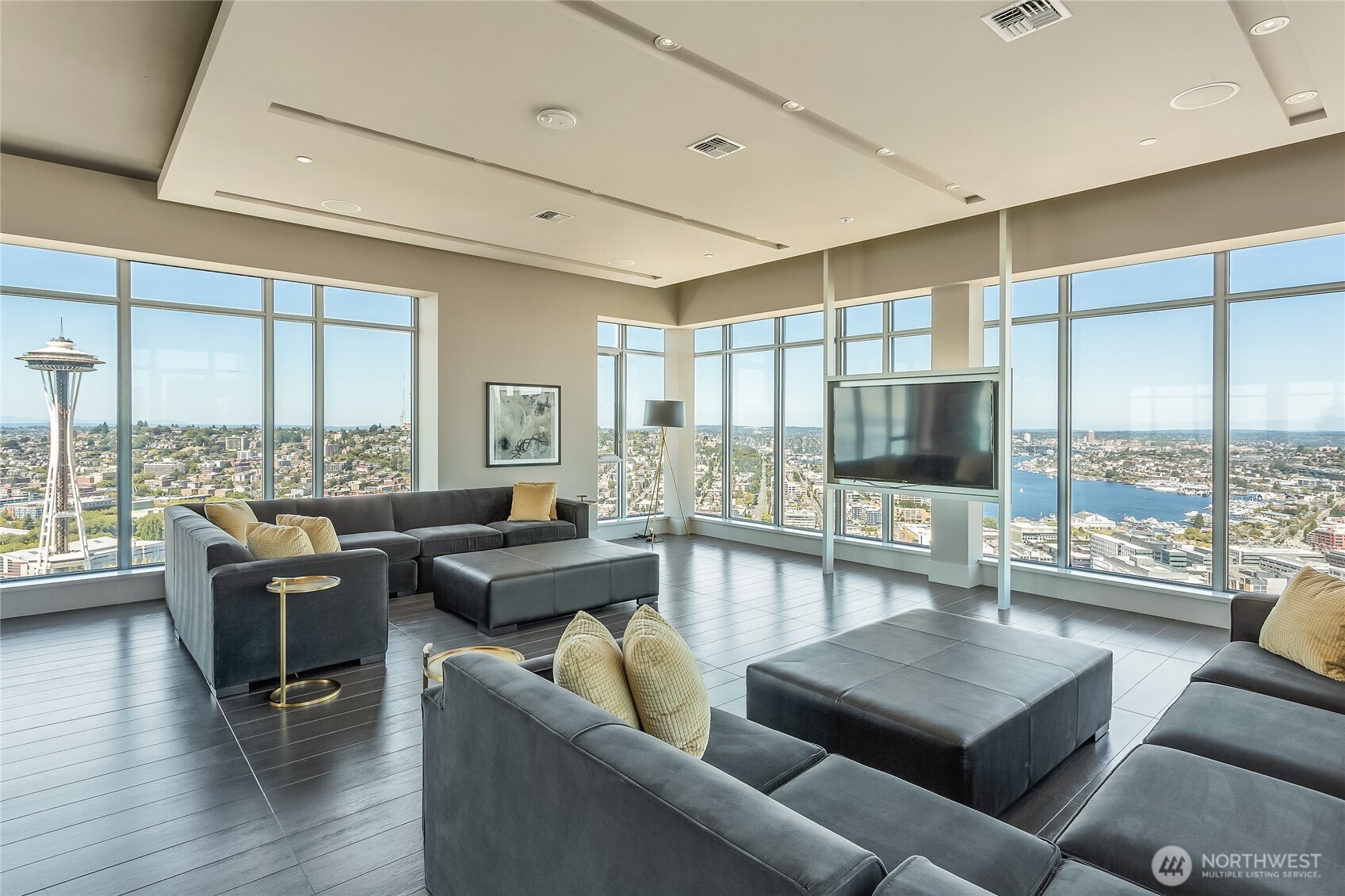 583 Battery Street #2905N, Seattle, WA 98121