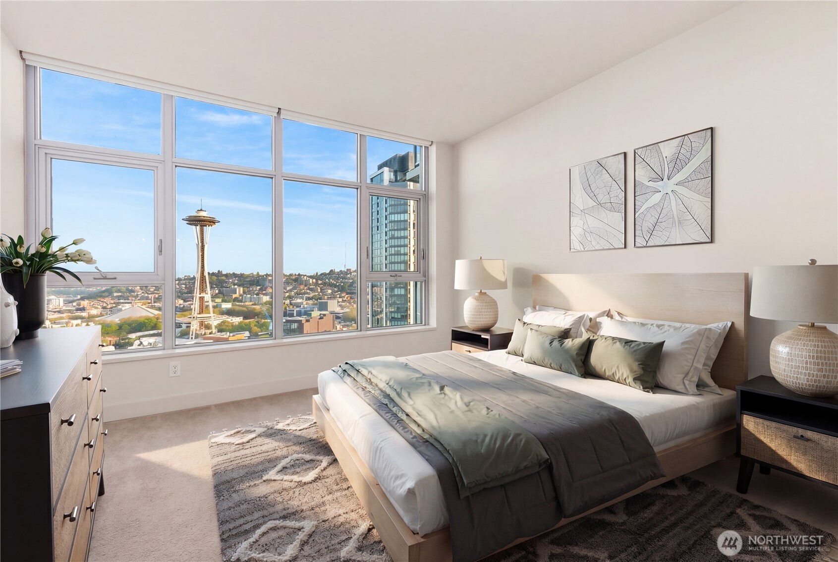 583 Battery Street #2905N, Seattle, WA 98121