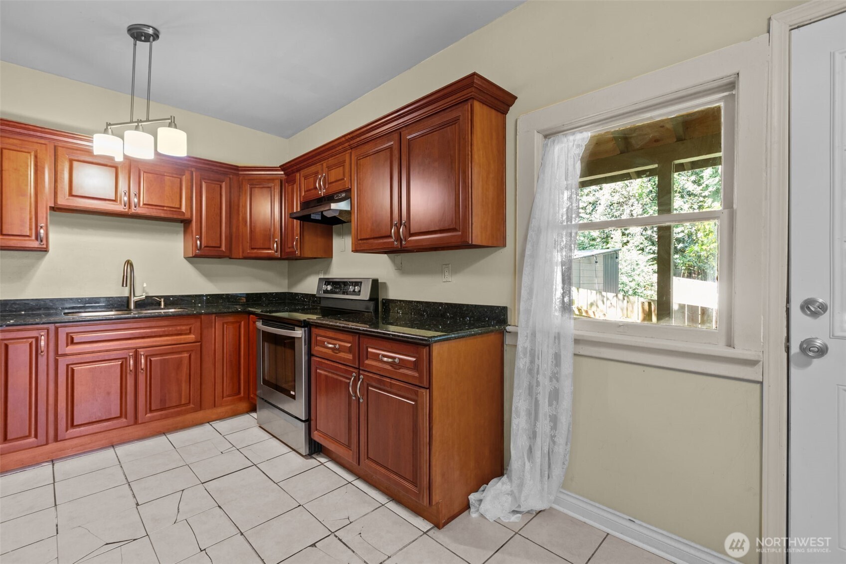 2010 NE 54th Street , Seattle, WA 98105