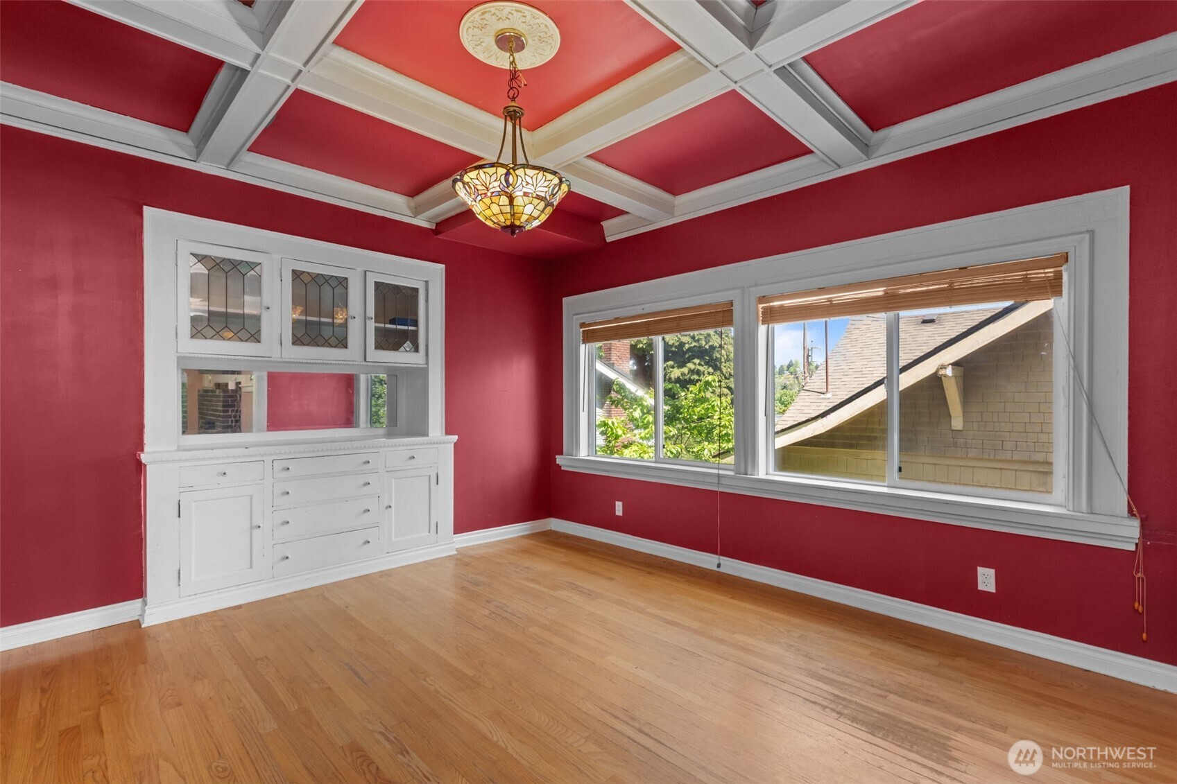 2010 NE 54th Street , Seattle, WA 98105
