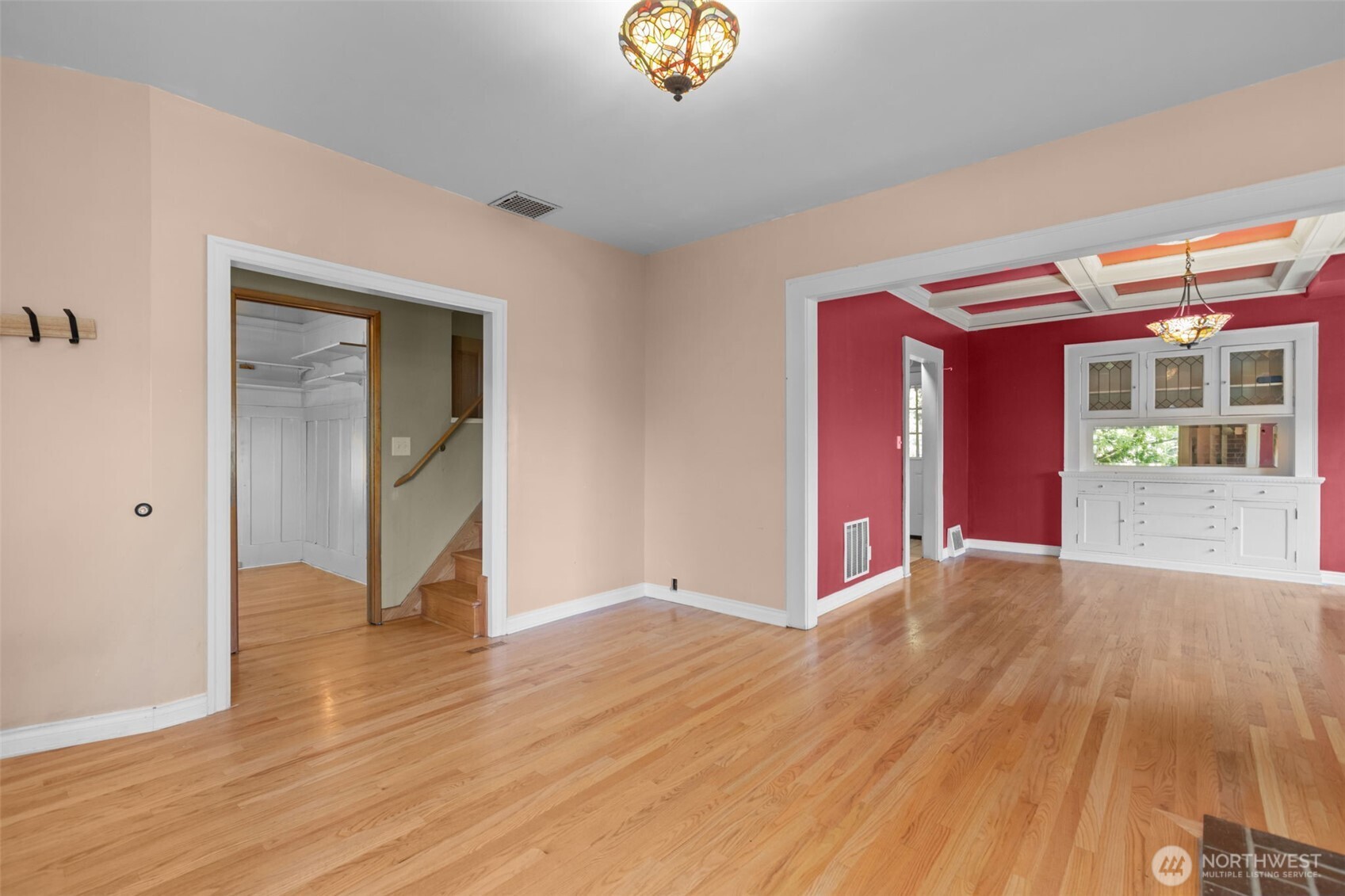 2010 NE 54th Street , Seattle, WA 98105