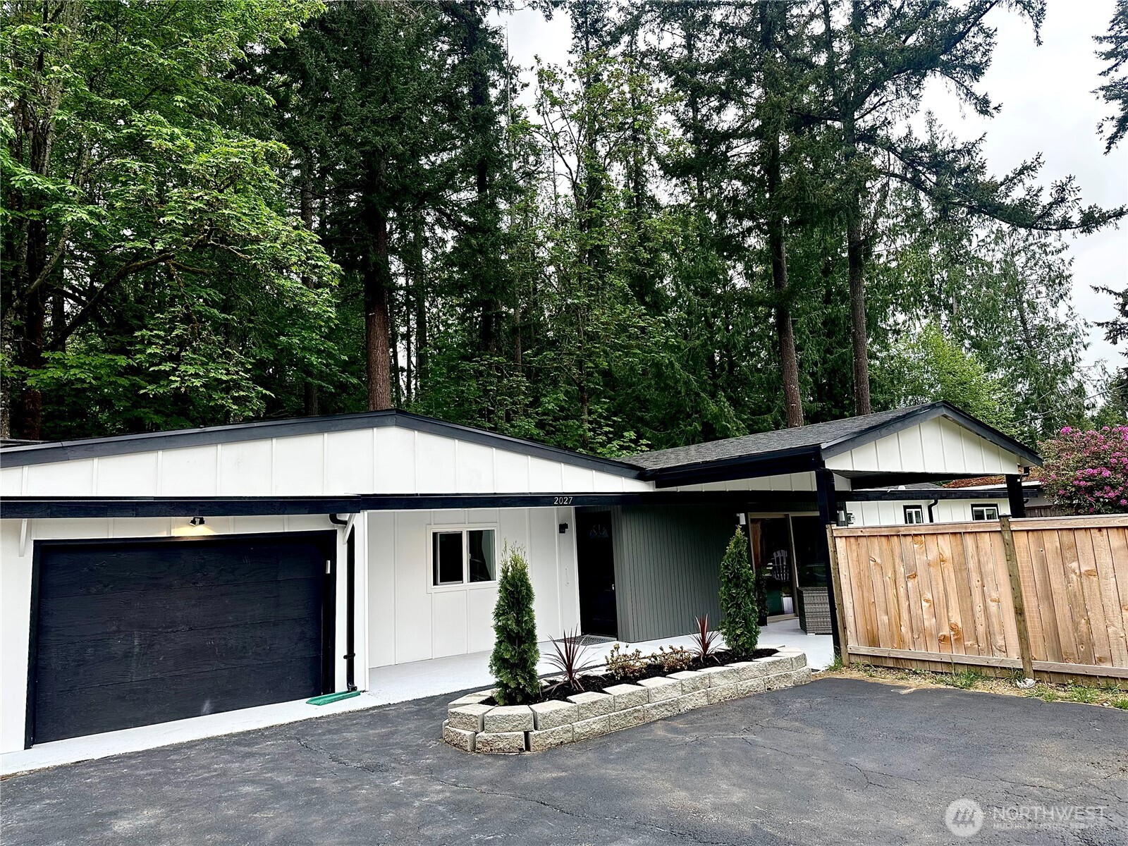 2027 219th Lane SE, Sammamish, WA 98075