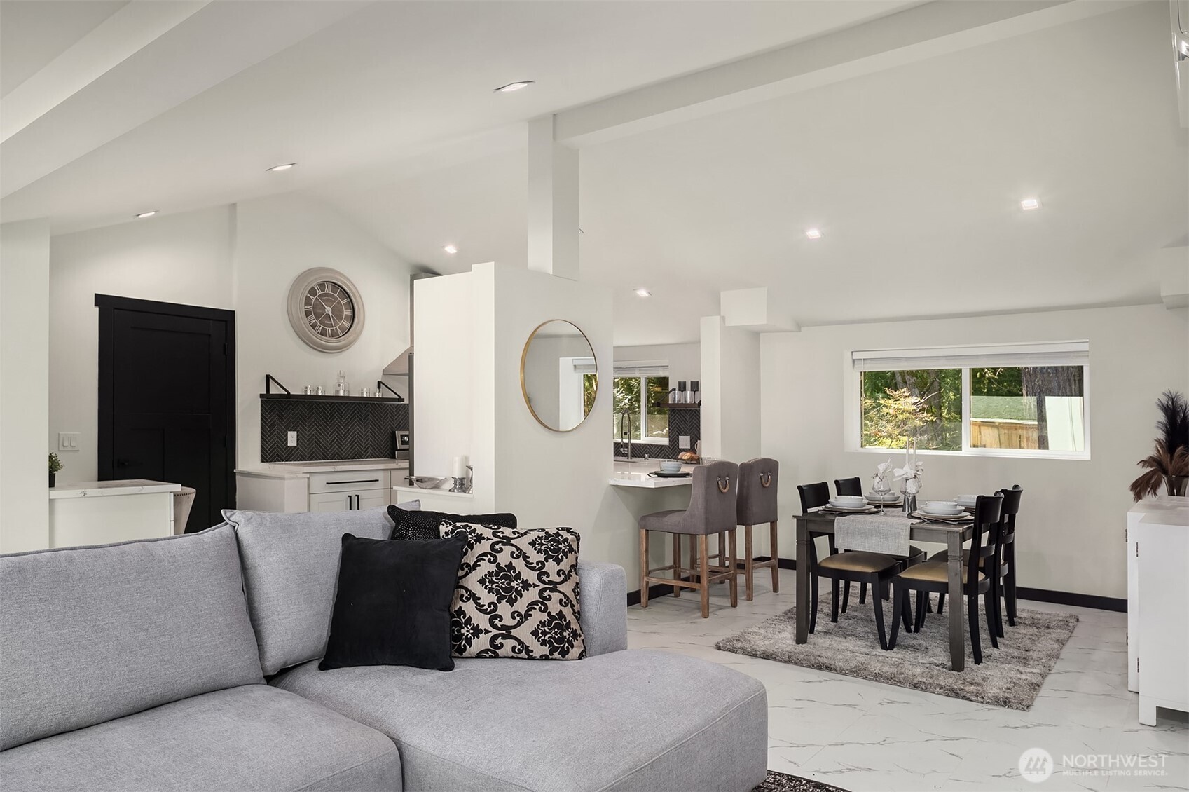 2027 219th Lane SE, Sammamish, WA 98075