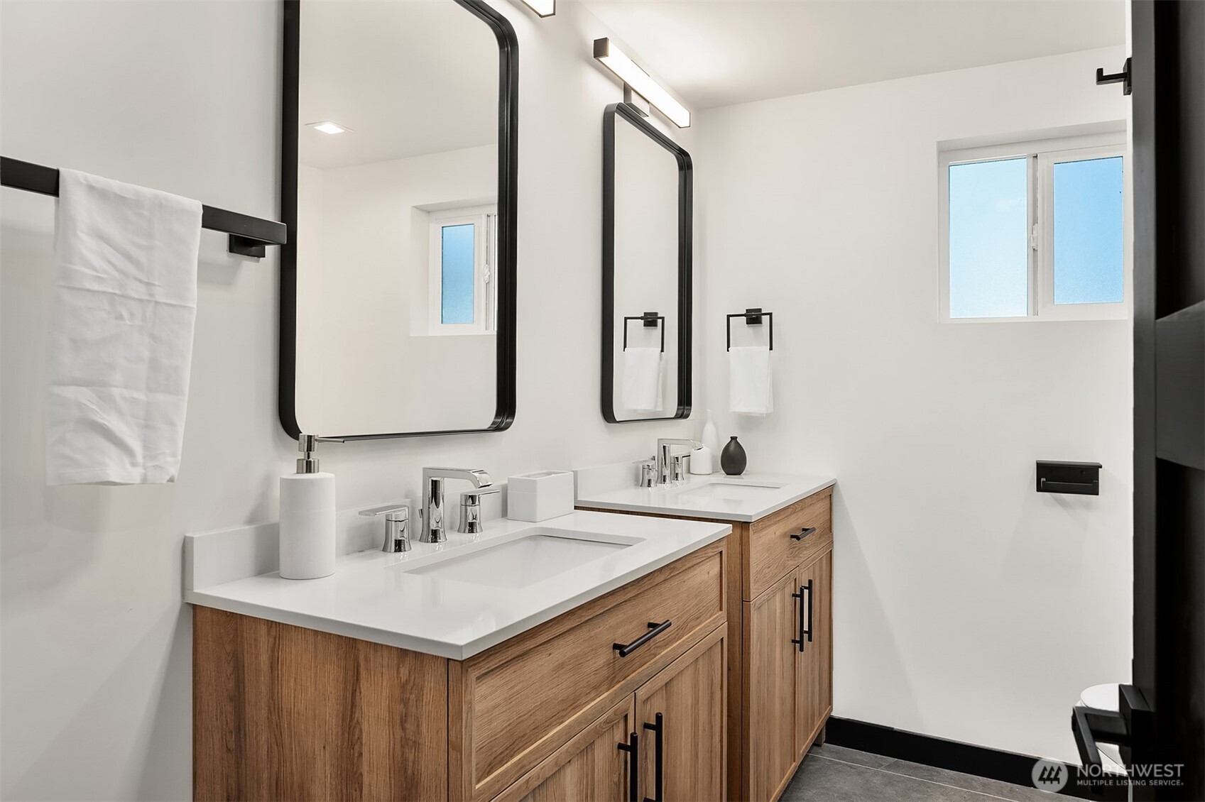2027 219th Lane SE, Sammamish, WA 98075