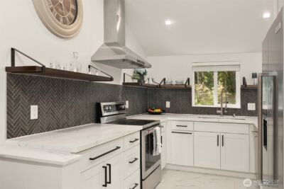 2027 219th Lane SE, Sammamish, WA 98075 - Photo 5