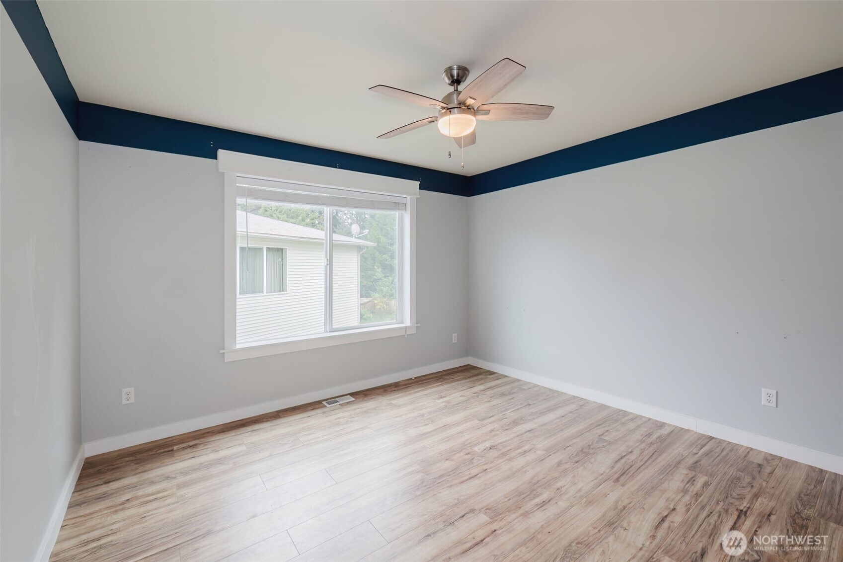 2722 SW Siskin Circle , Port Orchard, WA 98367
