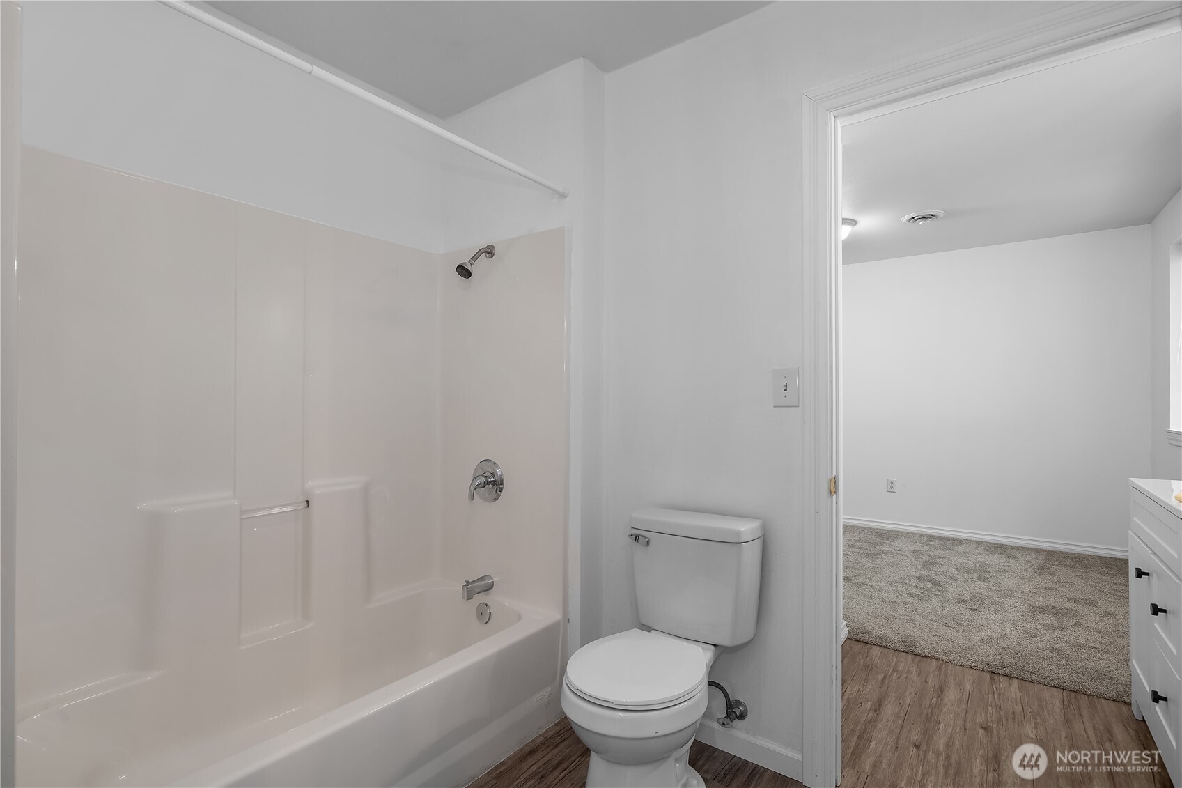 5534 Steamboat Island Road , Olympia, WA 98502