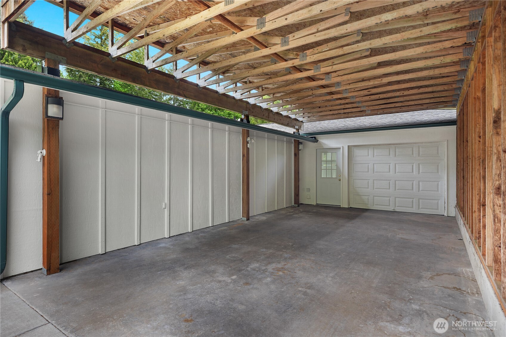 5534 Steamboat Island Road , Olympia, WA 98502