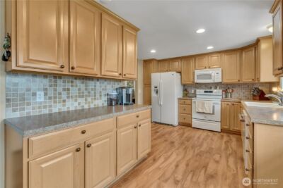 22314 50th Avenue Ct E, Spanaway, WA 98387 - Photo 11