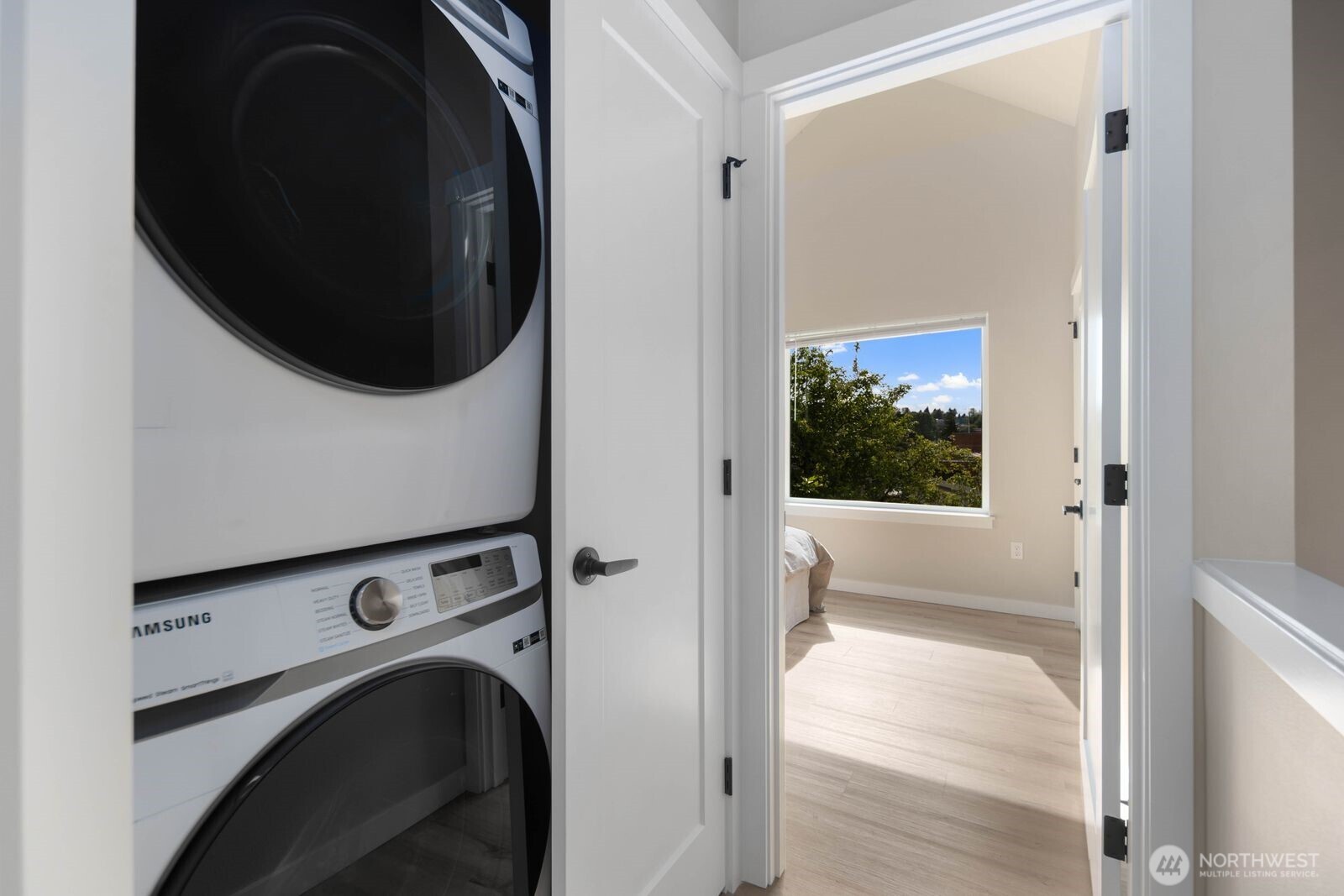 4230 S Graham Street , Seattle, WA 98118