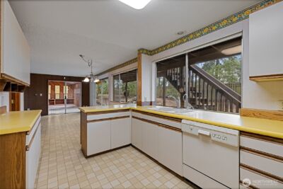 6323 89th Avenue W, University Place, WA 98467 - Photo 11