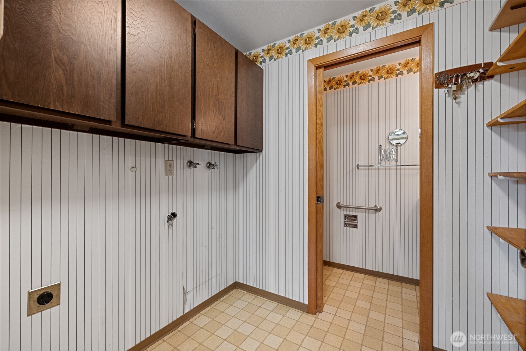 6323 89th Avenue W, University Place, WA 98467