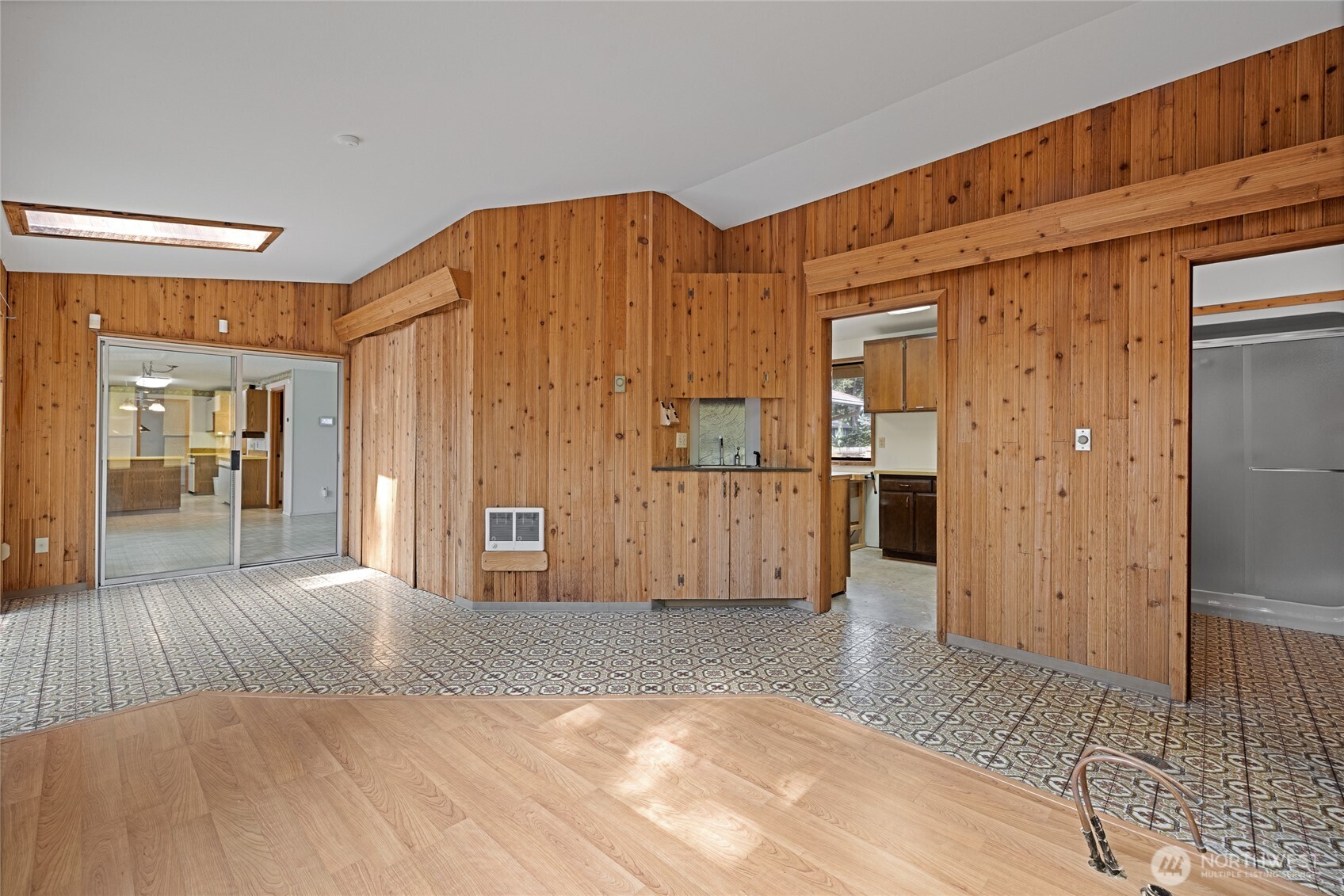 6323 89th Avenue W, University Place, WA 98467