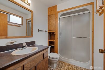 6323 89th Avenue W, University Place, WA 98467 - Photo 22