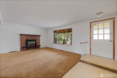 6323 89th Avenue W, University Place, WA 98467 - Photo 5
