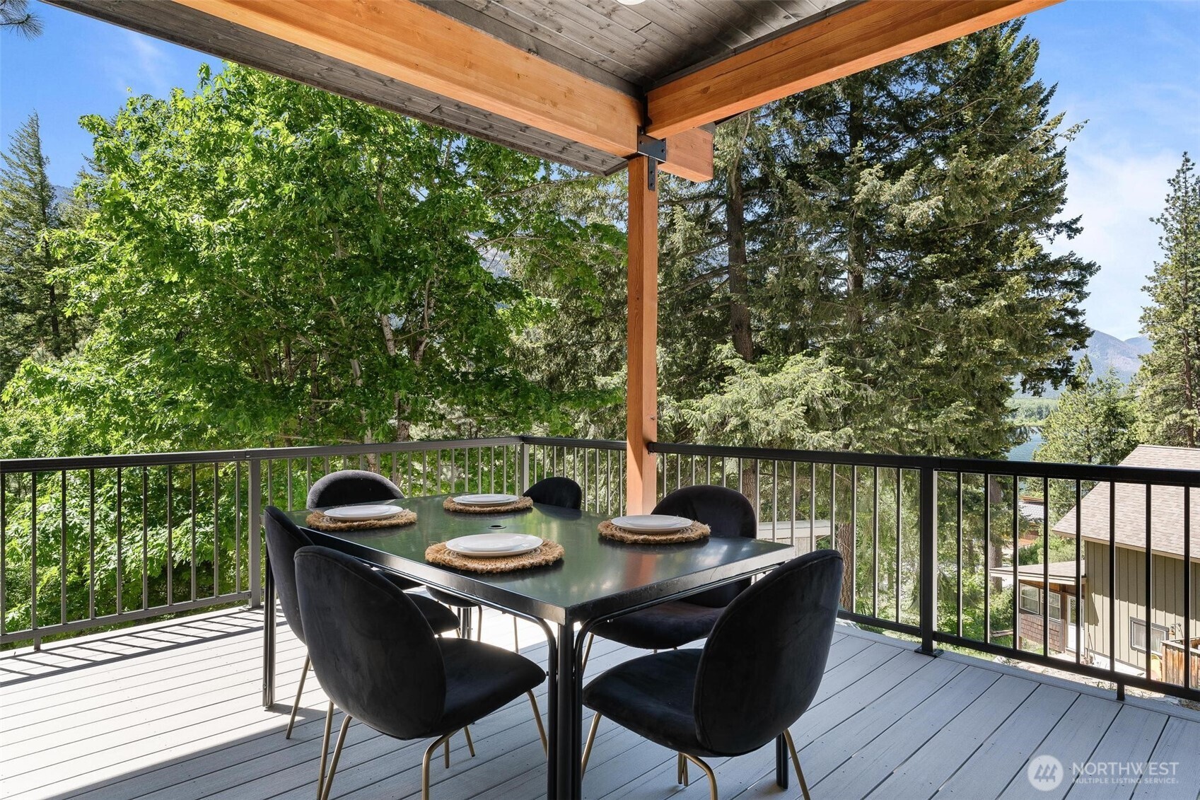36 Fall Creek Lane , Leavenworth, WA 98826-7519