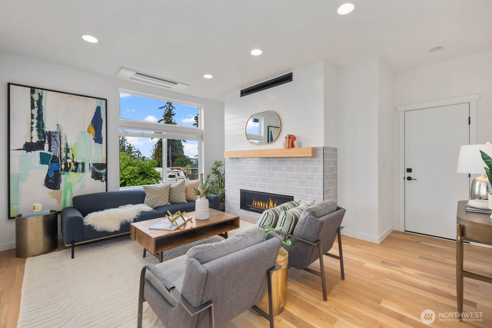 6103 S Norfolk Street , Seattle, WA 98118