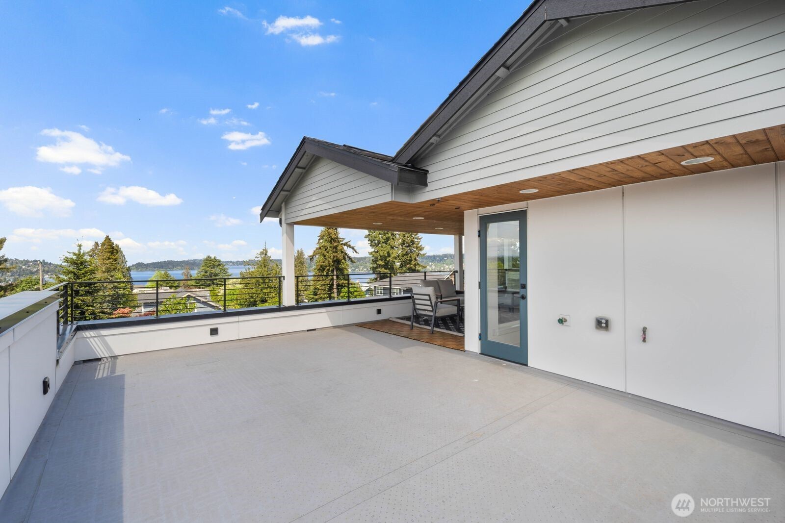 6103 S Norfolk Street , Seattle, WA 98118