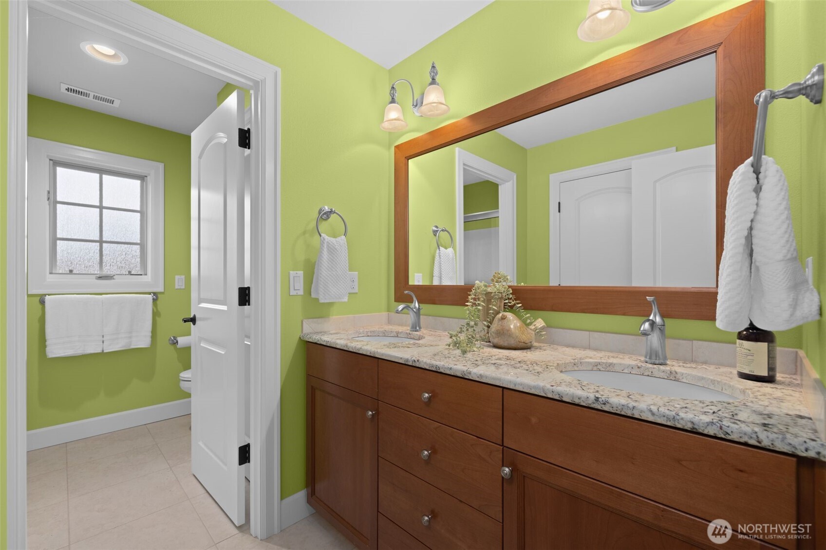 2727 E Lake Sammamish Parkway NE, Sammamish, WA 98074
