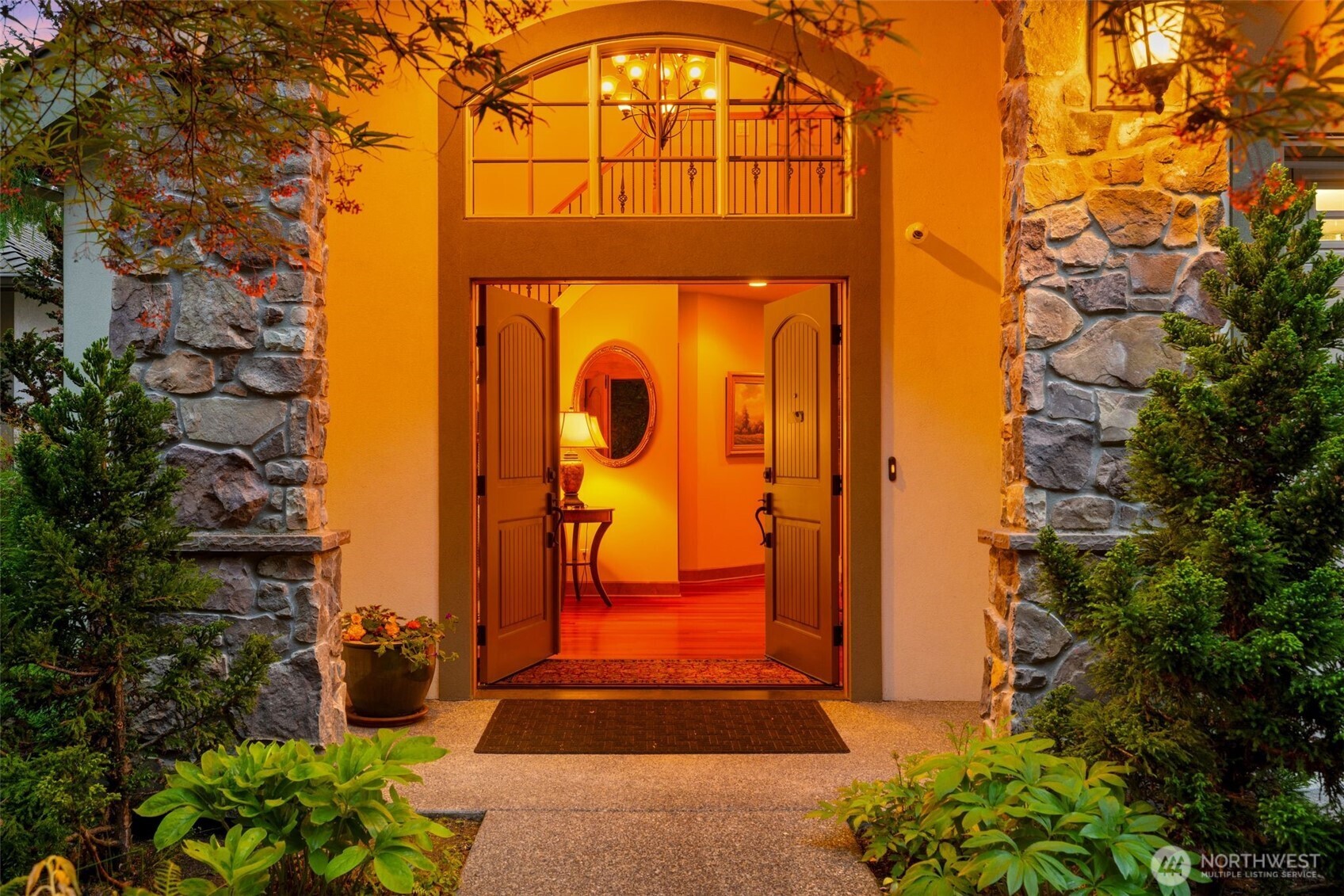 2727 E Lake Sammamish Parkway NE, Sammamish, WA 98074