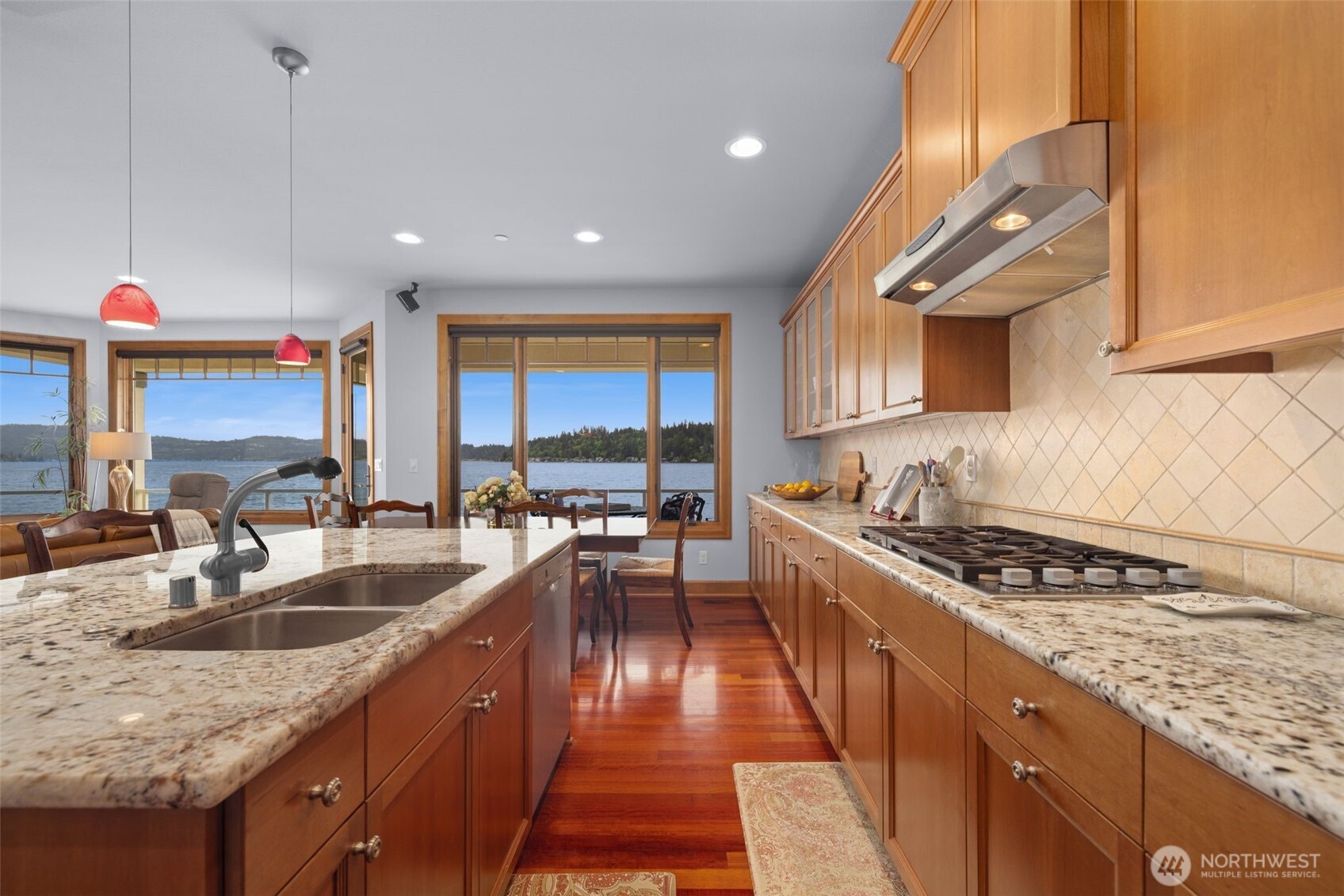 2727 E Lake Sammamish Parkway NE, Sammamish, WA 98074