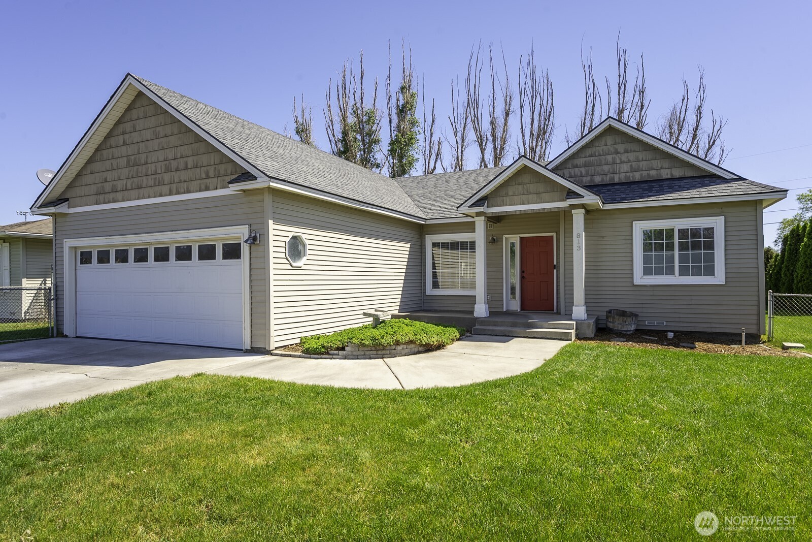 813 NW Sunburst Court , Moses Lake, WA 98837