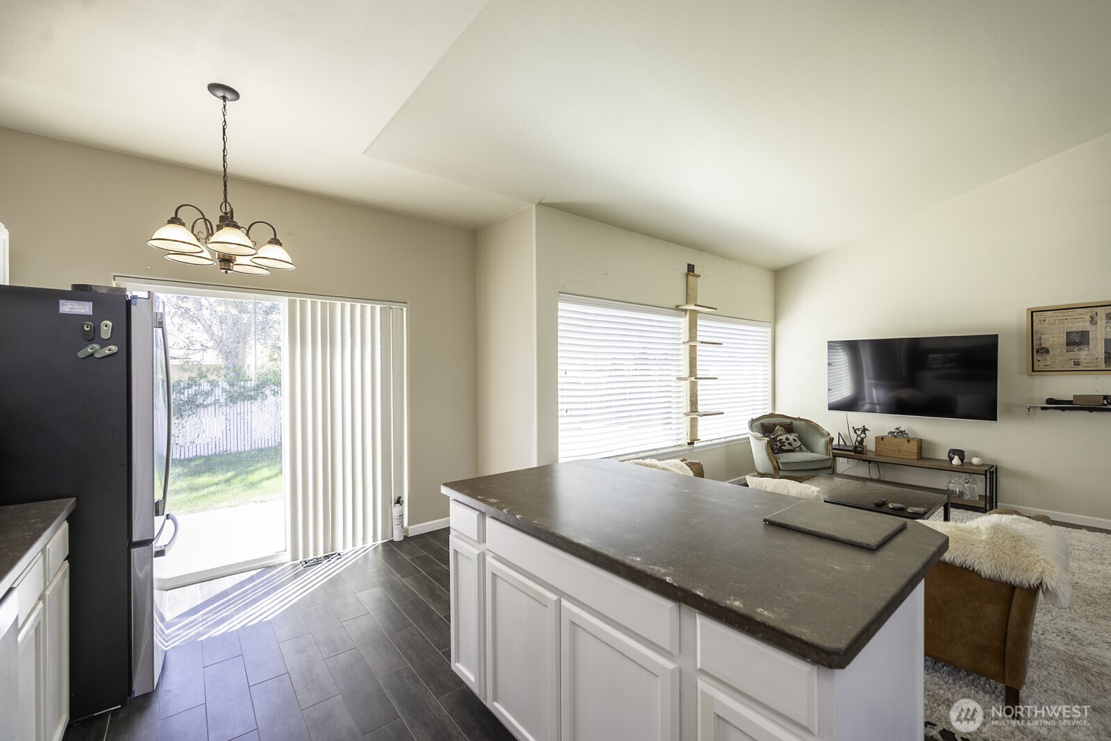 813 NW Sunburst Court , Moses Lake, WA 98837