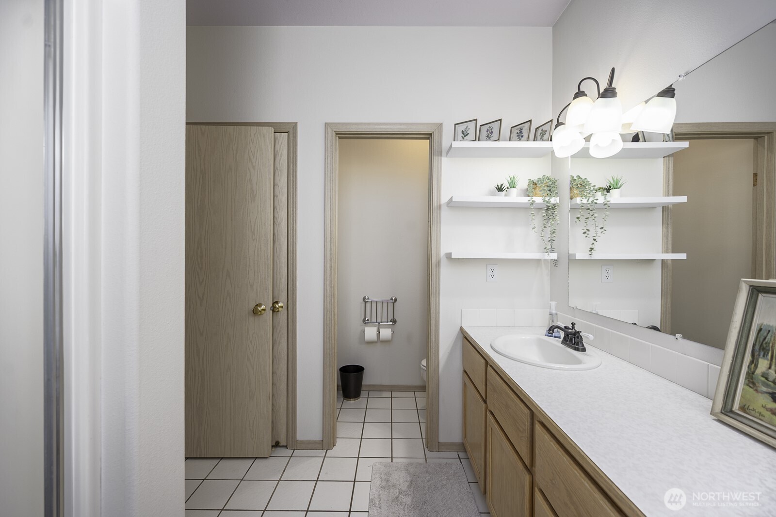813 NW Sunburst Court , Moses Lake, WA 98837
