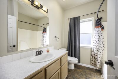 813 NW Sunburst Court , Moses Lake, WA 98837 - Photo 31
