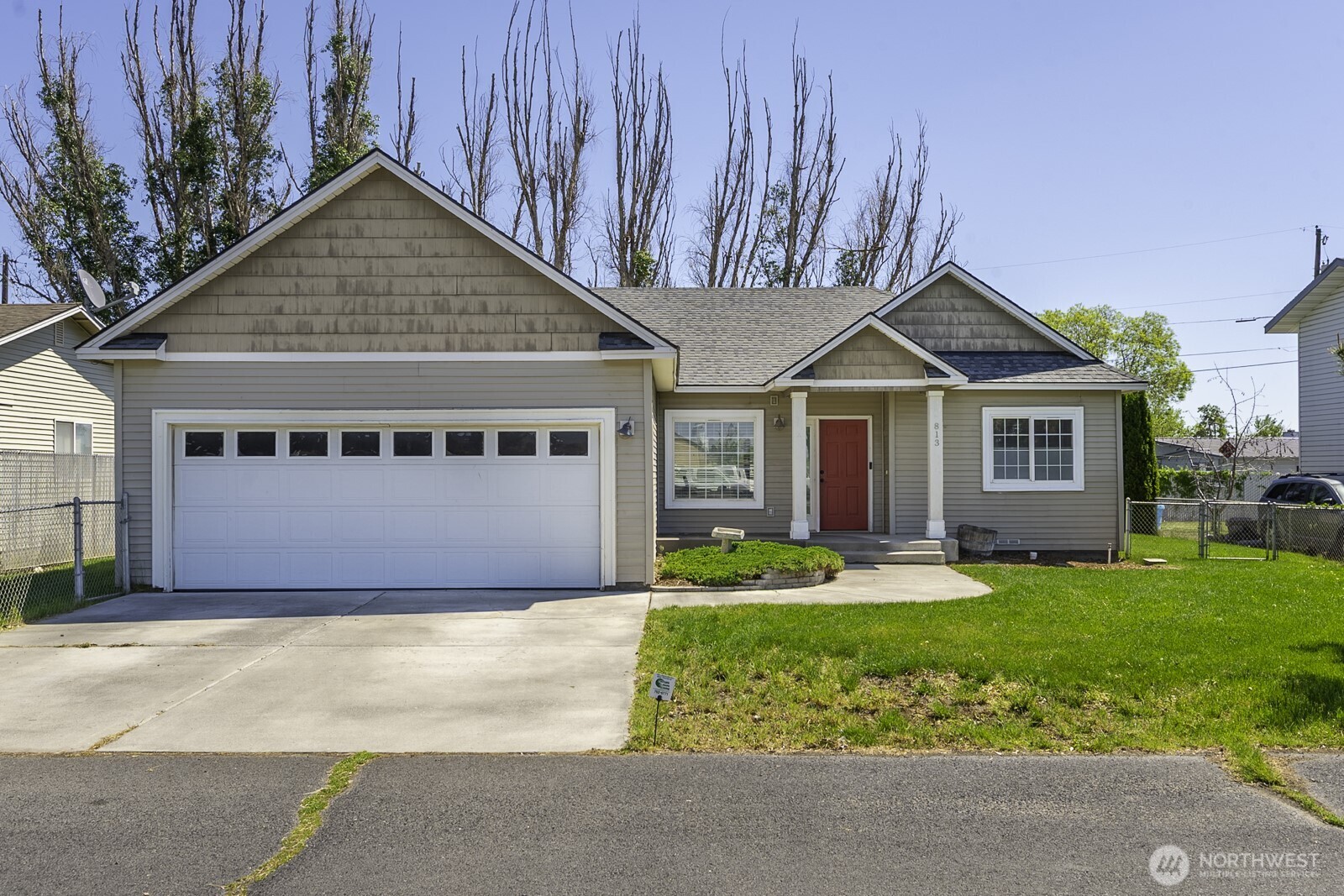 813 NW Sunburst Court , Moses Lake, WA 98837