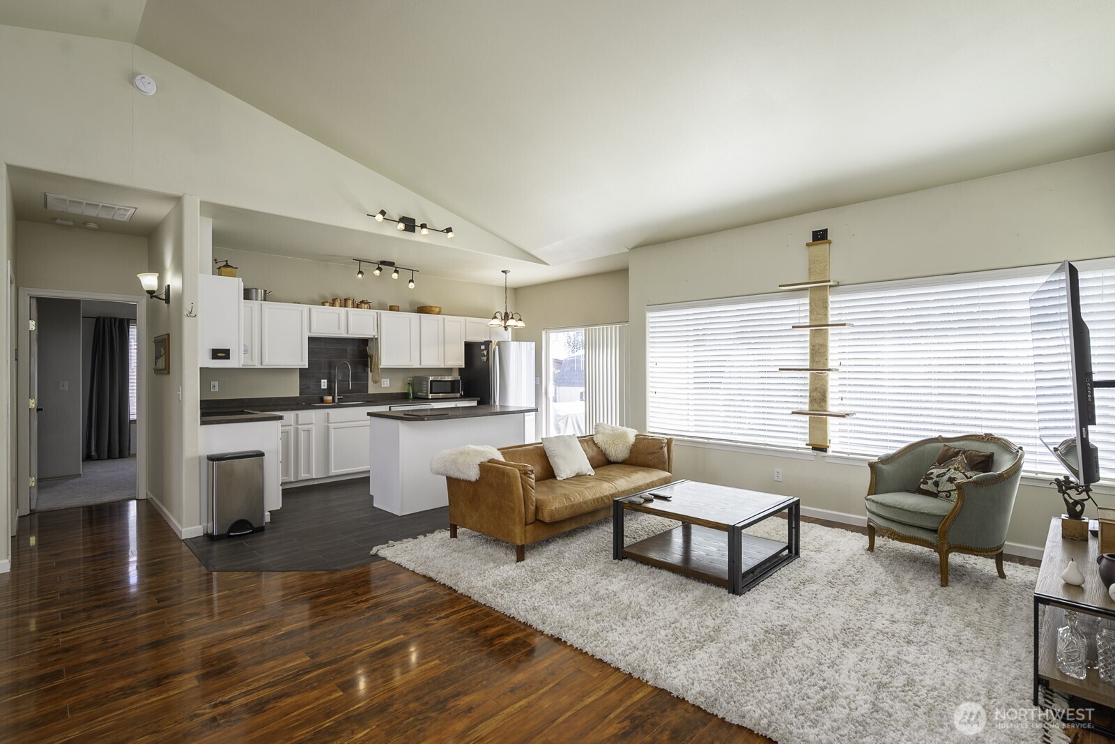 813 NW Sunburst Court , Moses Lake, WA 98837