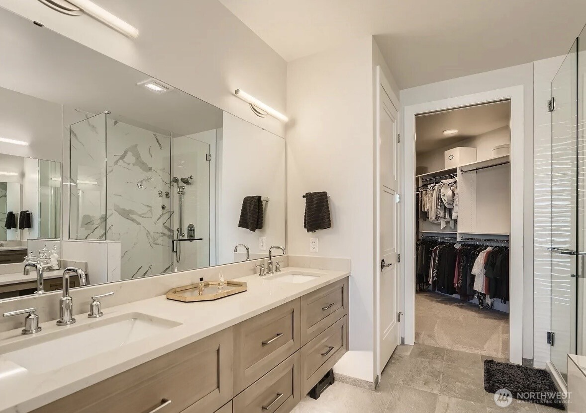 4907 Main Street #312, Tacoma, WA 98407