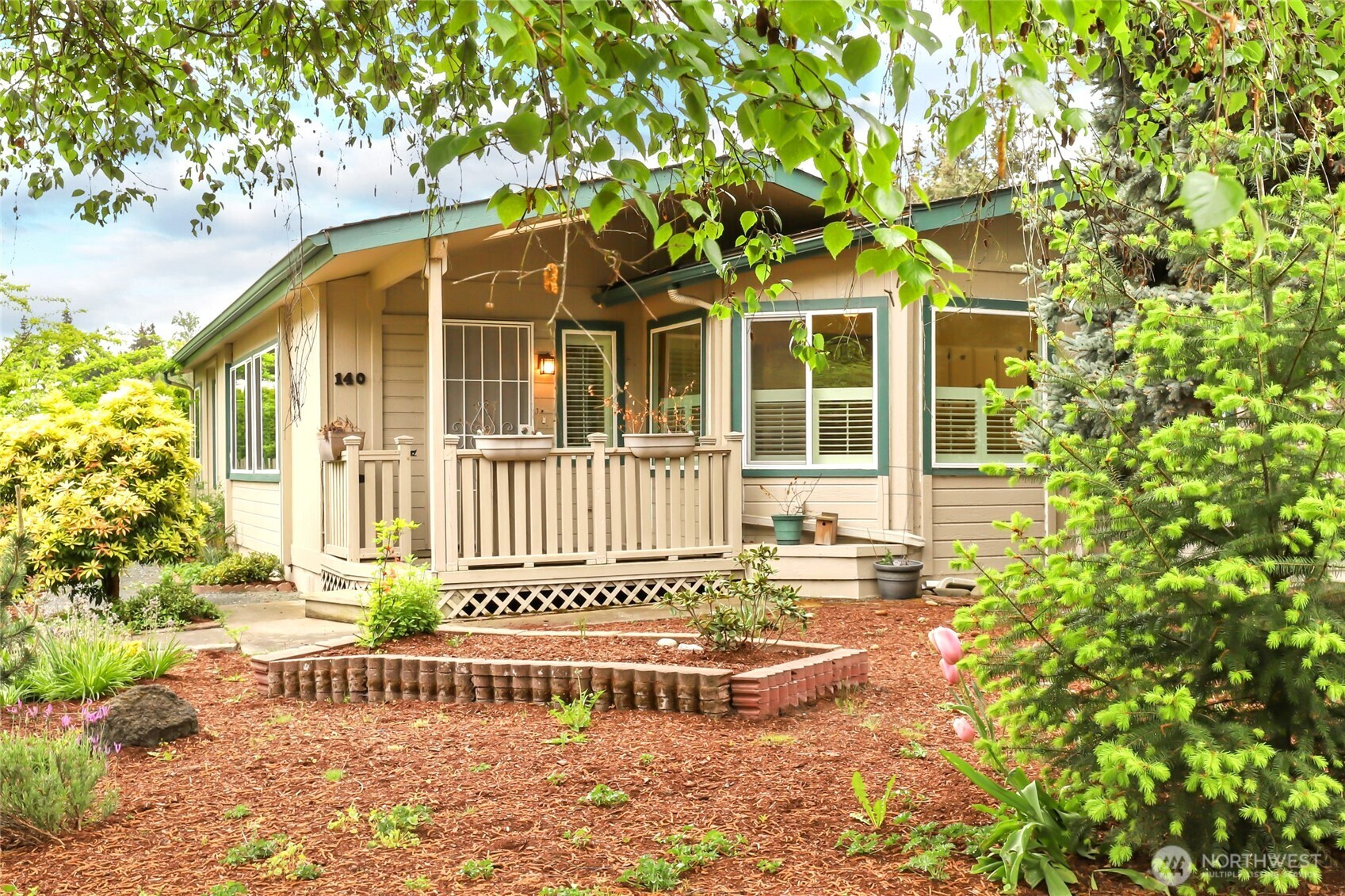 140 Frederick Drive , Sequim, WA 98382