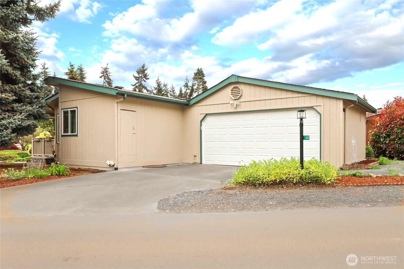 140 Frederick Drive , Sequim, WA 98382