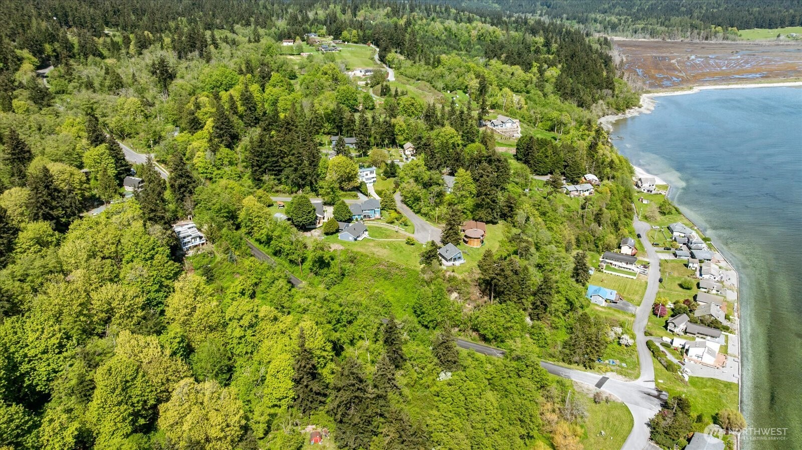8119 Sand Dollar Lane , Clinton, WA 98236