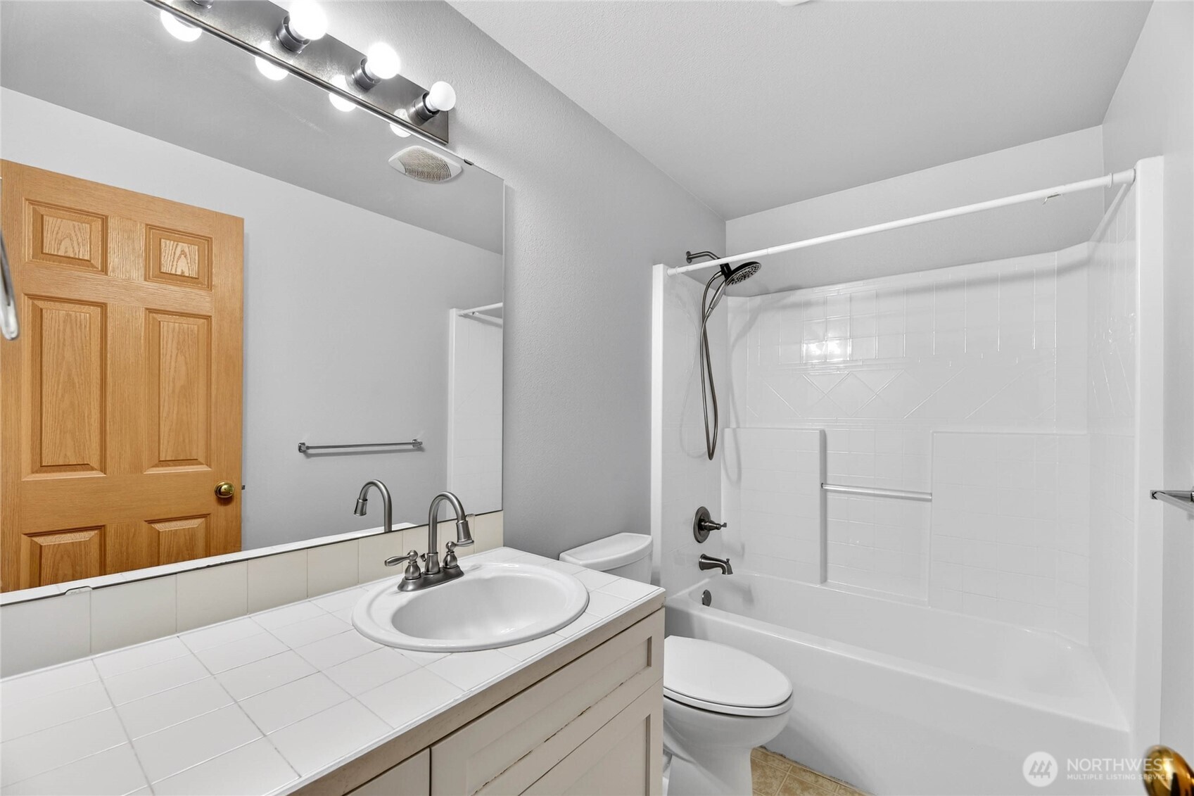 7409 Village Drive , Sumner, WA 98390