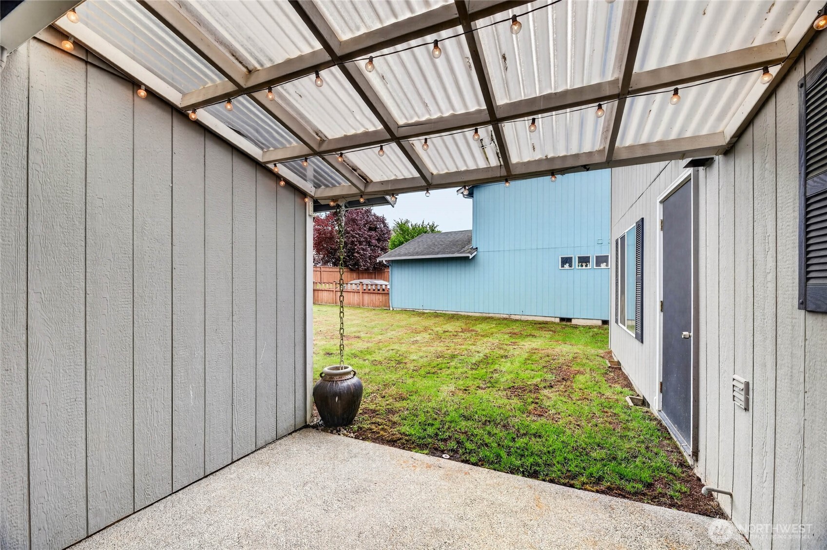 7409 Village Drive , Sumner, WA 98390